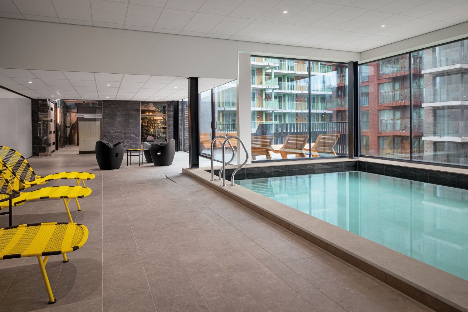 Spa Steam met infinity pool Inntel Hotels Amsterdam Landmark.